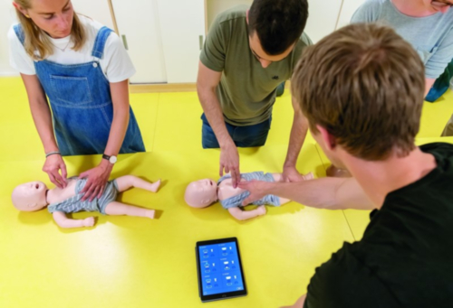 Laerdal Little Baby QCPR (Pele escura) - 11049